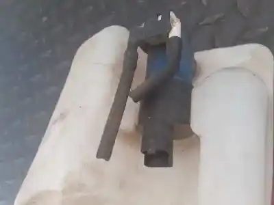 Peça sobressalente para automóvel em segunda mão depósito do limpa vidros por renault clio iii confort expression referências oem iam 8200212701  7701058023