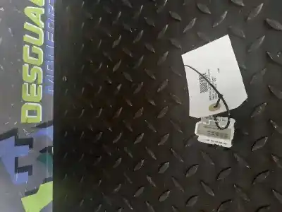 Peça sobressalente para automóvel em segunda mão botão / interruptor elevador vidro dianteiro esquerdo por renault laguna ii (bg0) confort authentique referências oem iam 