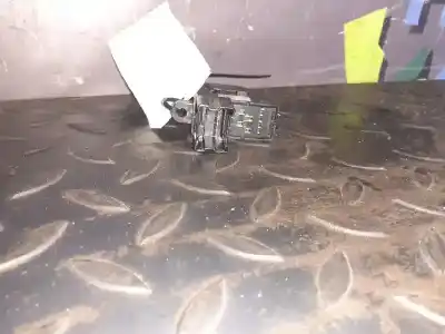 Second-hand car spare part rear right power window switch for nissan qashqai (j10) acenta 4x4 oem iam references 25411jd000  1769