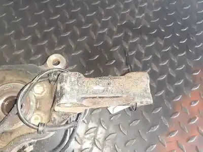 Автозапчасти б/у передняя правая кулачка за nissan qashqai (j10) acenta 4x4 ссылки oem iam 4014jd040  