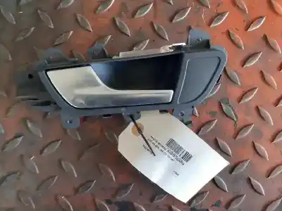 Автозапчастина б/у ліва задня внутрішня ручка для AUDI A4 B8 (8K2) 2.0 TDI Посилання на OEM IAM 8K0839019B  