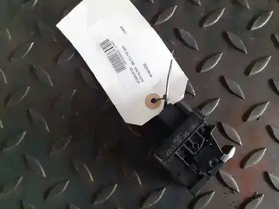 Second-hand car spare part Switch for AUDI A4 B8 (8K2) 2.0 TDI OEM IAM references 8K1927225C  