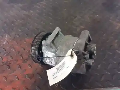Автозапчастина б/у КОМПРЕСОР КОНДИЦИОНЕРА для RENAULT SCENIC III  Посилання на OEM IAM 8200940233  01140855