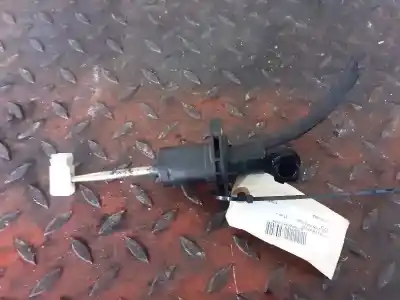Recambio de automóvil de segunda mano de BOMBA EMBRAGUE para SEAT LEON (1M1)  referencias OEM IAM 1J1721388A  