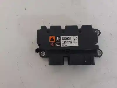 Pièce détachée automobile d'occasion boitier de commande d'airbag pour opel astra j (p10) 1.7 cdti (68) références oem iam 13589413