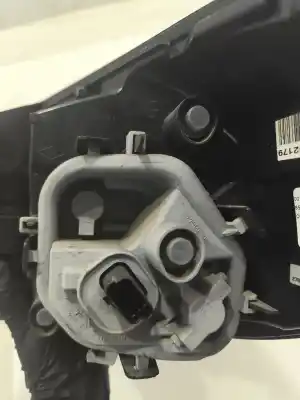 Pezzo di ricambio per auto di seconda mano lampada posteriore sinistra per renault captur i (j5_, h5_) 1.5 dci 90 riferimenti oem iam 265557367r / 265558548r  