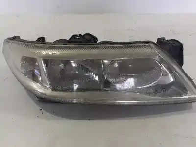 Tweedehands auto-onderdeel RECHTS KOPLAMP voor RENAULT MEGANE II FAMILIAR * OEM IAM-referenties 8200002847  
