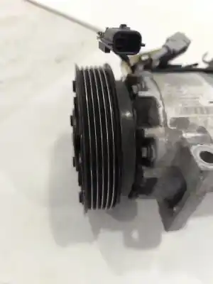 Pezzo di ricambio per auto di seconda mano compressore aria condizionata per renault captur i (j5_, h5_) 1.5 dci 90 riferimenti oem iam 926002352r  