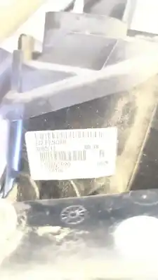 Автозапчасти б/у правый задний фонарь за nissan qashqai (j10) j10 ссылки oem iam 26550ey00a / l90005629 / 44176  