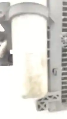 Peça sobressalente para automóvel em segunda mão condensador / radiador de ar condicionado por opel corsa c 1.2 16v cat (z 12 xe / lw4) referências oem iam 22445193 / 09165715  