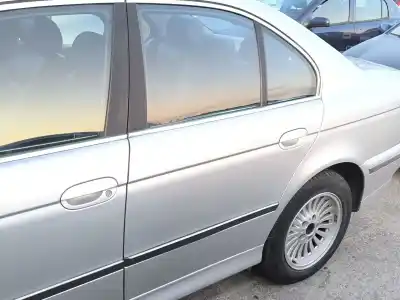 Peça sobressalente para automóvel em segunda mão PORTA DO AUTOMÓVEL TRASEIRA ESQUERDA por BMW 5 (E39) 530 d Referências OEM IAM 41528266721  