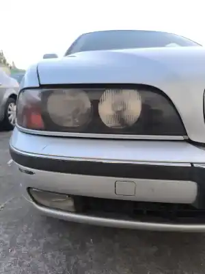 Peça sobressalente para automóvel em segunda mão farol / farolim direito por bmw 5 (e39) 530 d referências oem iam 63128362464