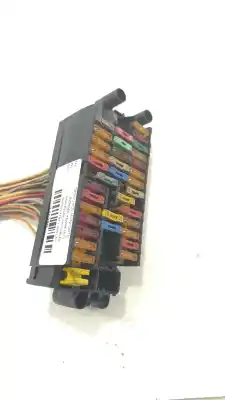 Peça sobressalente para automóvel em segunda mão caixa de fusíveis e relés por citroen xsara (n1) 1.9 d referências oem iam 0635519180