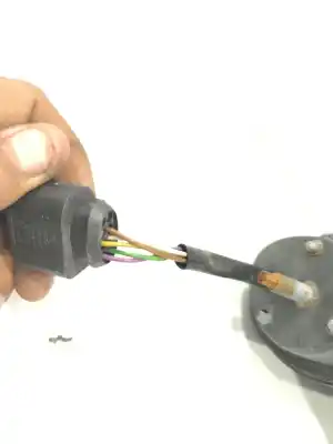 Pezzo di ricambio per auto di seconda mano retrovisore destro per seat leon (1p1) reference riferimenti oem iam   