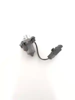 Pezzo di ricambio per auto di seconda mano DEPRESSORE FRENI / POMPA DEL VUOTO per OPEL MERIVA B MONOSPACE (S10) 1.4 (75) Riferimenti OEM IAM 13397380  