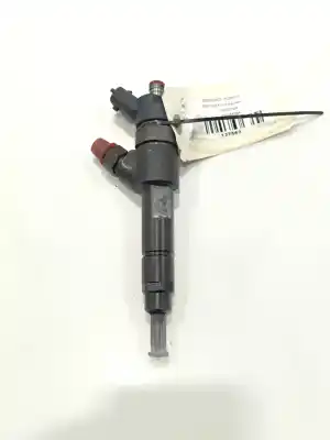 Recambio de automóvil de segunda mano de INYECTOR para FIAT DUCATO CAJA/CHASIS (230_) 2.8 JTD 4x4 referencias OEM IAM 500384284  