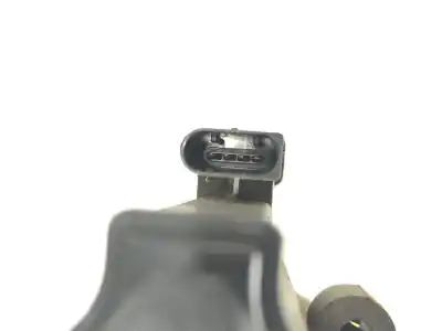 İkinci el araba yedek parçası ARKA SAG FREN KALIPER için PEUGEOT 308 II (LB_, LP_, LW_, LH_, L3_) 1.6 BLUEHDI 120 OEM IAM referansları 1608998980  