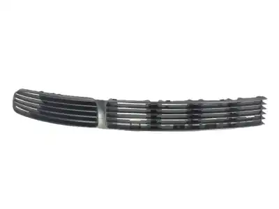 Tweedehands auto-onderdeel RECHTS BUMPERGRILLE voor VOLKSWAGEN PASSAT B2 VARIANT (33B) 1.9 OEM IAM-referenties 3B0853677  
