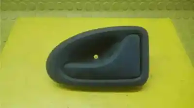 Peça sobressalente para automóvel em segunda mão puxador interior dianteiro direito por opel movano 2.8 dti referências oem iam 7700830079