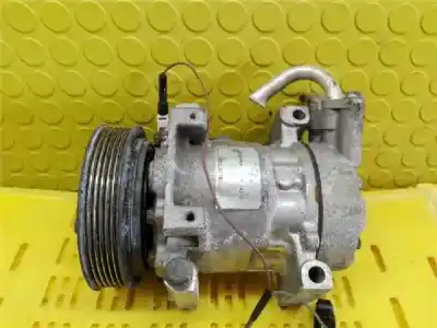 Recambio de automóvil de segunda mano de Compresor Aire Acond. para RENAULT CLIO II FASE I (B/CB0) (1998->) 1.9 D (B/CB0E) referencias OEM IAM 7700111235  