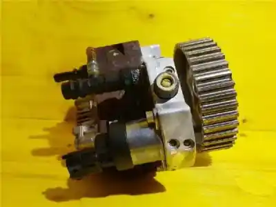 Pezzo di ricambio per auto di seconda mano pompa diniezione per renault laguna ii (bg0) 1.9 dci diesel riferimenti oem iam 0445010075  