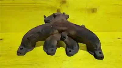 Peça sobressalente para automóvel em segunda mão Coletor De Escape por PEUGEOT 106 (S2) 1.1 Referências OEM IAM 305572  