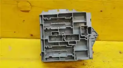 Pezzo di ricambio per auto di seconda mano scatola relè/fusibili per fiat stilo (192) 1.9 jtd 80 active riferimenti oem iam 46846109  