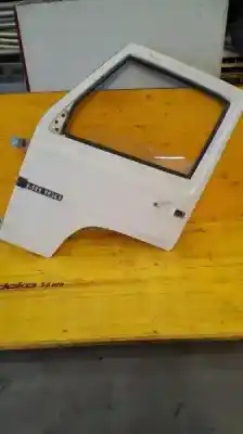 Recambio de automóvil de segunda mano de PUERTA DELANTERA IZQUIERDA para MERCEDES MB 100 D CAJA CERRADA / COMBI  referencias OEM IAM 6317200403  