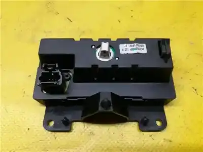 Pezzo di ricambio per auto di seconda mano sistema di navigazione gps per peugeot 206 berlina 1.9 diesel riferimenti oem iam   