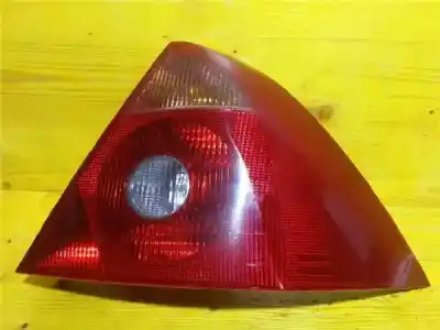 Second-hand car spare part right tailgate light for ford mondeo iii sedán (b4y) 1.8 16v oem iam references 1s7113404a