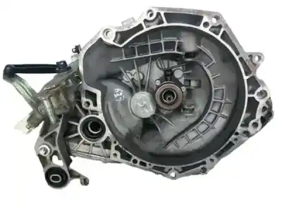 Автозапчастина б/у коробка передач для opel corsa c 1.7 16v dti cat (y 17 dt / lr6) посилання на oem iam r90400209