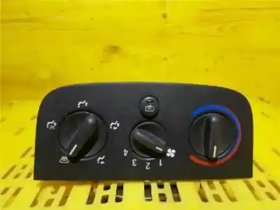 Автозапчастина б/у контроль опалення / кондиціонації для opel corsa c 1.7 16v dti cat (y 17 dt / lr6) посилання на oem iam 0097839