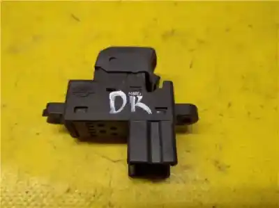 Peça sobressalente para automóvel em segunda mão botão / interruptor elevador vidro dianteiro direito por nissan note (e11e) 1.5 dci turbodiesel cat referências oem iam 25411ed03a