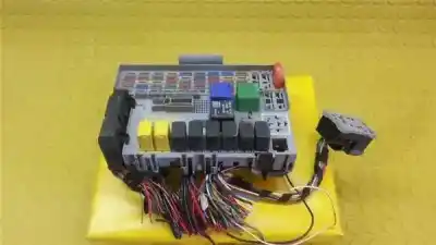 Second-hand car spare part fuse box unit for opel zafira a 2.0 dti oem iam references 24412497