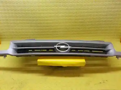 Piesă de schimb auto la mâna a doua grilã de airerisire partea din fatã pentru opel astra f berlina gl referințe oem iam 90510961  