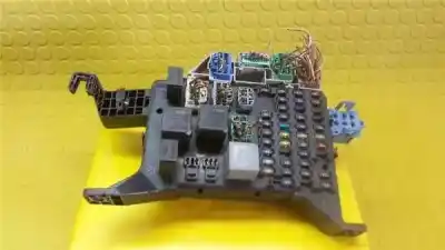 Peça sobressalente para automóvel em segunda mão caixa de fusíveis e relés por ford mondeo berlina (ge) 2.0 tdci td cat referências oem iam 1121718