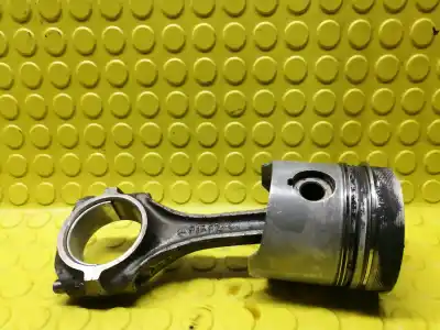 Recambio de automóvil de segunda mano de piston para mercedes mb 100 d caja cerrada / combi caja cerrada (bm 631.332/342) referencias oem iam 61502  