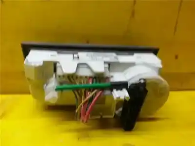 Peça sobressalente para automóvel em segunda mão comando de sofagem (chauffage / ar condicionado)  por opel meriva 1.7 16v cdti referências oem iam 93329465  3203
