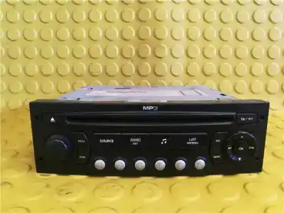 Pezzo di ricambio per auto di seconda mano impianto audio / radio cd per citroen c4 berlina 1.4 16v riferimenti oem iam 9662925977