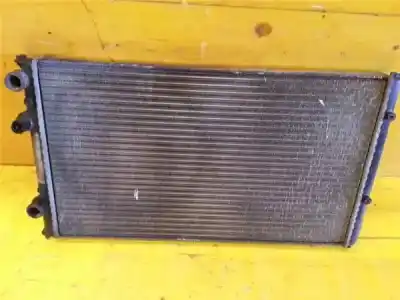 Peça sobressalente para automóvel em segunda mão radiador de água por volkswagen passat berlina 1.9 tdi referências oem iam 3a0121253