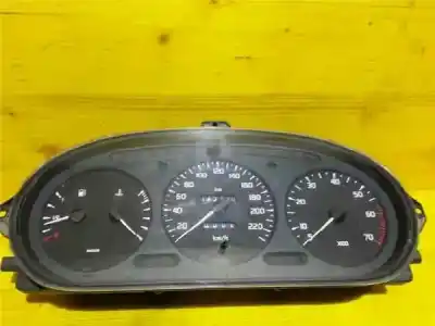 Pièce détachée automobile d'occasion COMPTEUR DE VITESSE TABLEAU DE BORD pour RENAULT MEGANE I BERLINA HATCHBACK (BA0)  Références OEM IAM 7700847780  