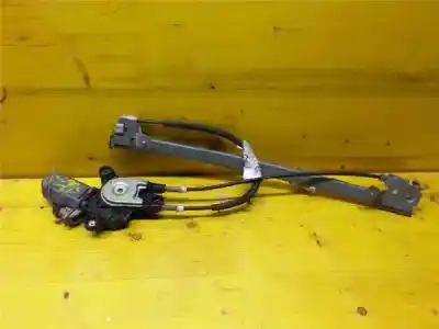 Peça sobressalente para automóvel em segunda mão elevador de vidros dianteira esquerda por peugeot 106 (s2) 1.1 referências oem iam 111049  