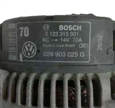 Recambio de automóvil de segunda mano de Alternador para VOLKSWAGEN GOLF III BERLINA (1H1) 1.8 referencias OEM IAM 028903018AV  0213315001