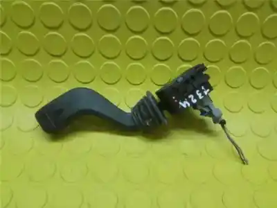 Peça sobressalente para automóvel em segunda mão comutador de piscas  por opel corsa c 1.3 16v cdti cat (z 13 dt / ln9) referências oem iam 09185413  12258700