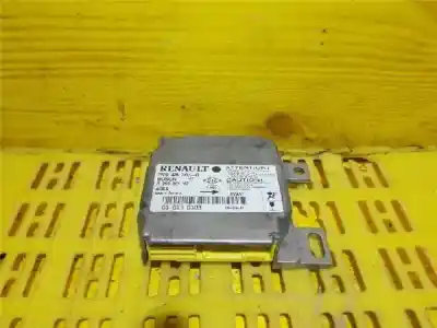 Автозапчастина б/у блок управління подушками безпеки для renault clio ii fase ii (b/cb0) 1.9 dti diesel посилання на oem iam 7700428310