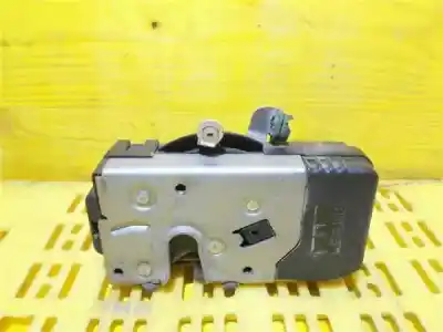 Peça sobressalente para automóvel em segunda mão fechadura da porta dianteira esquerda por opel zafira a 2.0 dti referências oem iam 