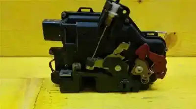 Автозапчастина б/у  для AUDI A4 AVANT (8E)  Посилання на OEM IAM 8E0839016C  