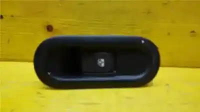 Peça sobressalente para automóvel em segunda mão botão / interruptor elevador vidro traseiro esquerdo por renault kangoo 1.5 dci diesel referências oem iam 8200599913
