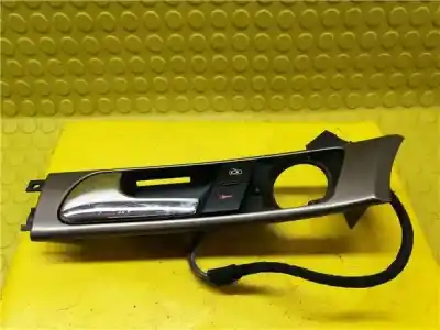 Second-hand car spare part interior left front handle for audi a6 berlina (4b2) 2.8 v6 30v oem iam references 4b837019