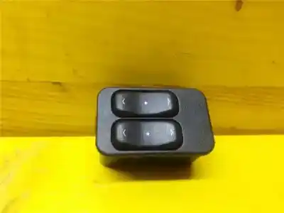 Peça sobressalente para automóvel em segunda mão botão / interruptor elevador vidro dianteiro esquerdo por opel meriva 1.7 16v cdti referências oem iam 13363202
